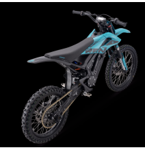 Motocross électrique Sedna rfn Bleu Elle développe jusqu’à 12,5kW et e